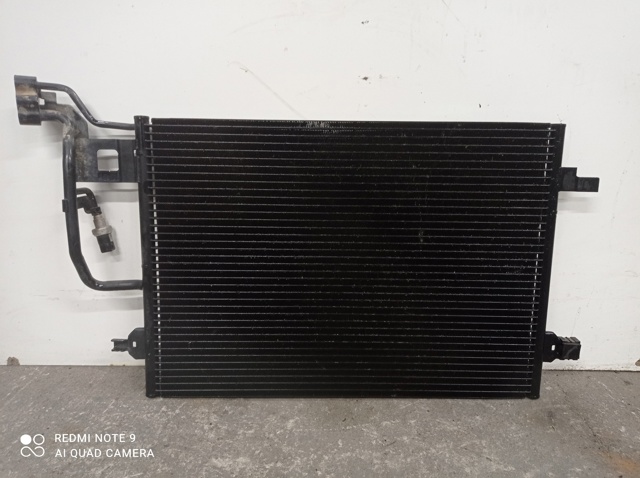 Aquecimento do radiador / ar condicionado para volkswagen passat (3b3) (2000-2005) 1.6 alz 3B0260401
