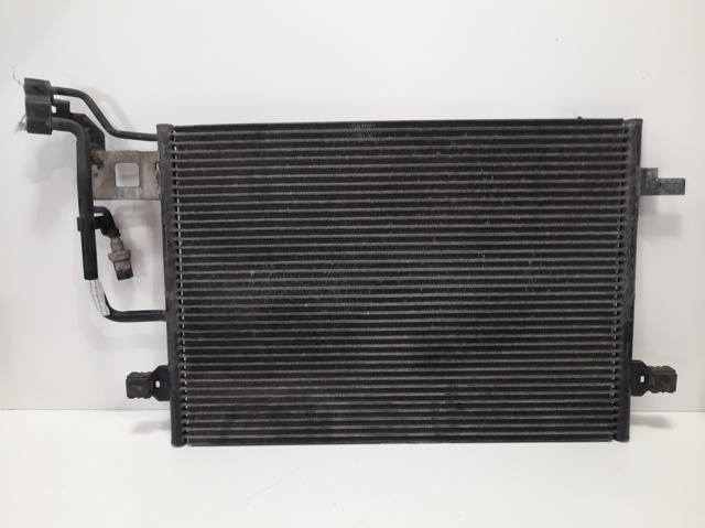 Condensador de ar condicionado / radiador para Skoda Superb I 2.0 TDI BSS 3B0260401