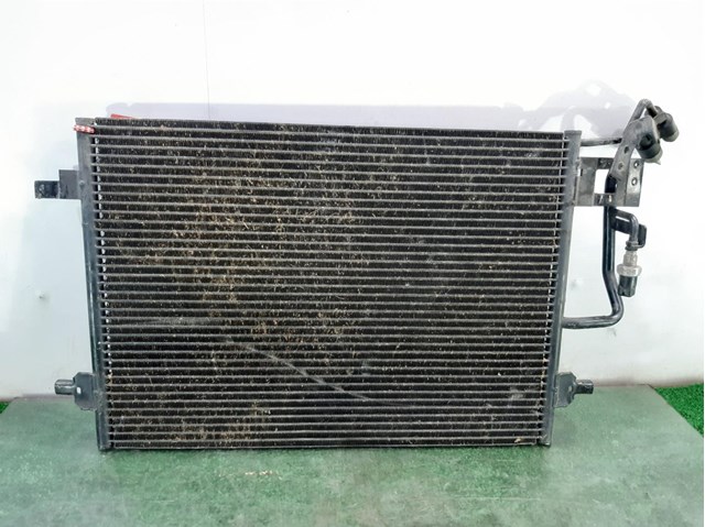 Condensador de ar condicionado / radiador para Volkswagen Passat 2.5 TDI BDG 3B0260401