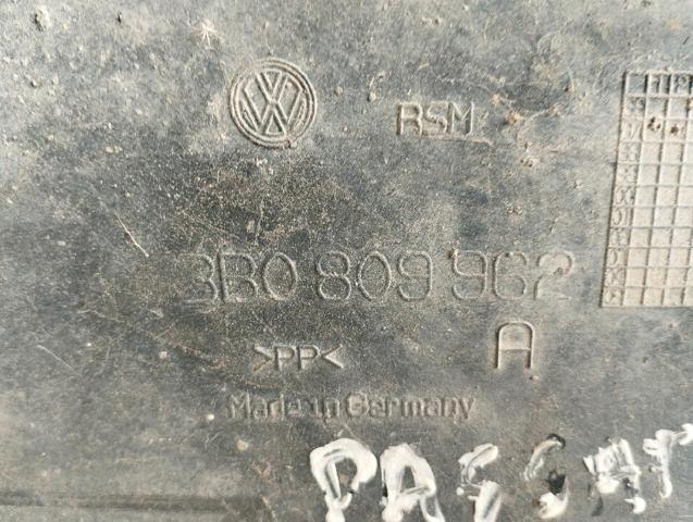 3B0809962A VAG Подкрылок передний правый купить в Павлоград