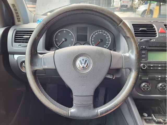 Alavanca dianteira esquerda externa para Volkswagen Golf V 1.9 TDI BXE 3B0837205G
