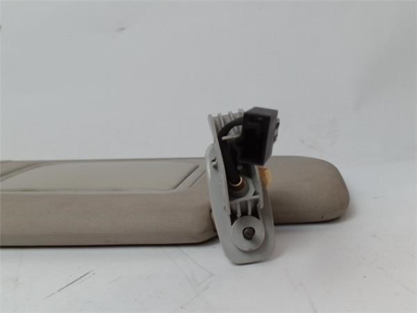 3B0857551 VAG Солнцезащитный козырек купить в Чернигов