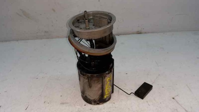 Sensor do nível de combustível no tanque Volkswagen Passat 3B5