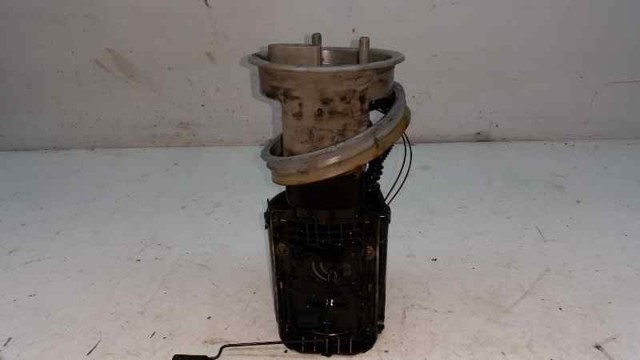 Sensor do nível de combustível no tanque Volkswagen Passat 3B5