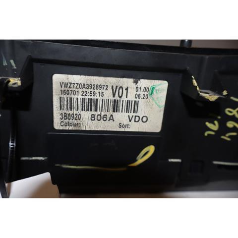 VAG 3B0920806A Панель приборов в наличии Украина