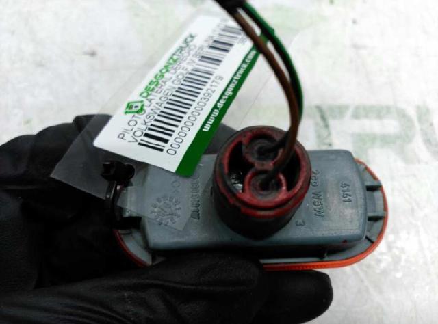3B0949117 VAG Повторитель поворота купить в Житомир