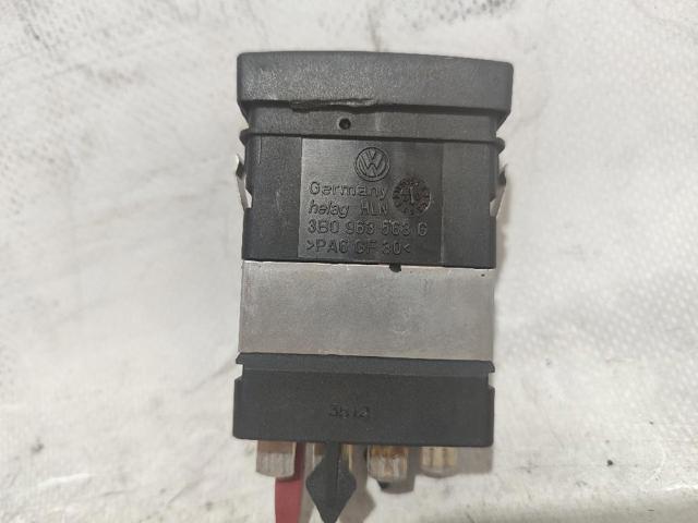 3B0963563 VAG купить в Запорожье