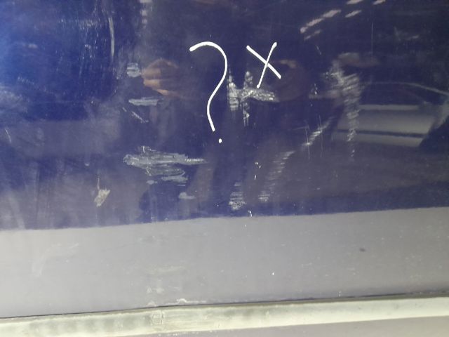 Porta dianteira esquerda Skoda SuperB 1 3U4