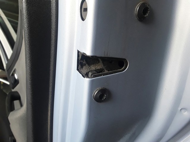 Fechadura traseira direita para o assento Ibiza III 1.4 16V BBY 3B4839016AN