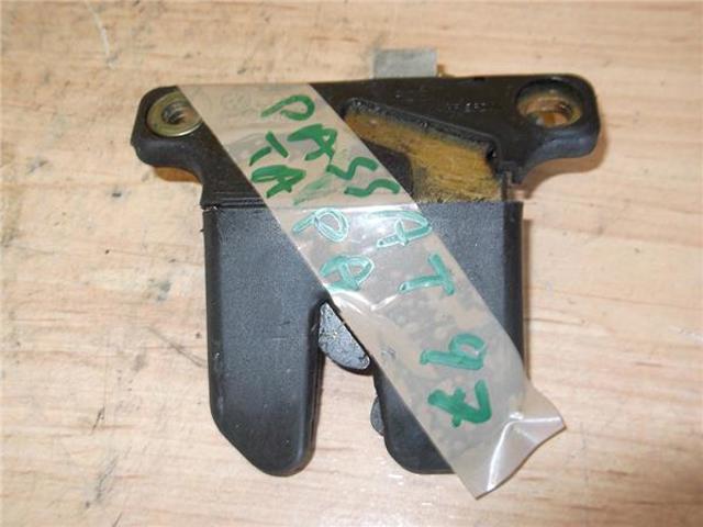 Fecho de tampa de porta-malas (de 3ª/5ª porta traseira) 3B5827505M VAG