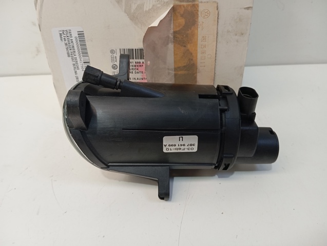 VAG 3B7941699 Фара противотуманная левая в наличии Черкассы