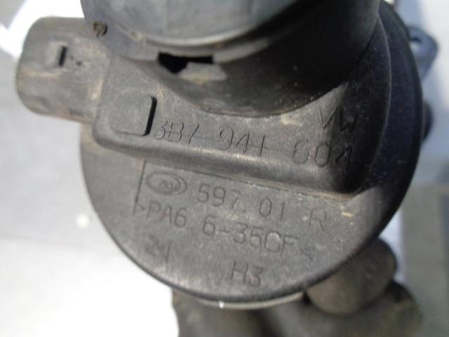 VAG 3B7941700 Фара противотуманная правая в наличии Львов