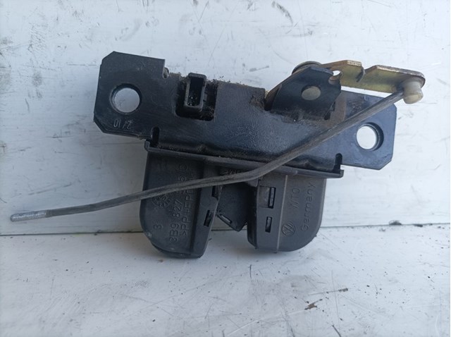 Boot lock / portão para volkswagen passat variante 1.9 tdi atj 3B9827505C