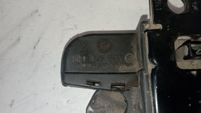 VAG 3B9827505E Замок крышки багажника (двери 3/5-й задней) в наличии Украина