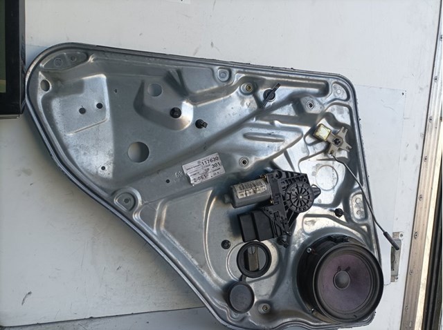 VAG 3B9839751 в наличии Украина