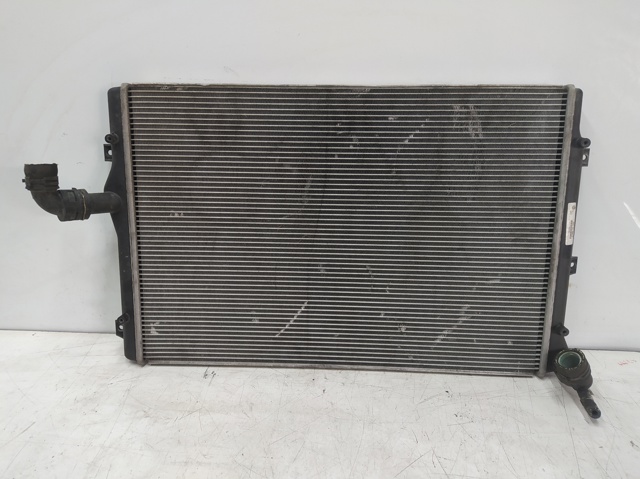 Radiador de água. Para Audi A3 Sportback (8PA) 2.0 TDI Ambient (DPF) BMM 3C0121253K