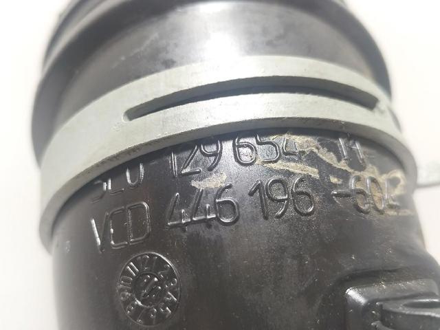 Cano derivado de ar do medidor de consumo do ar Volkswagen Passat 3C2