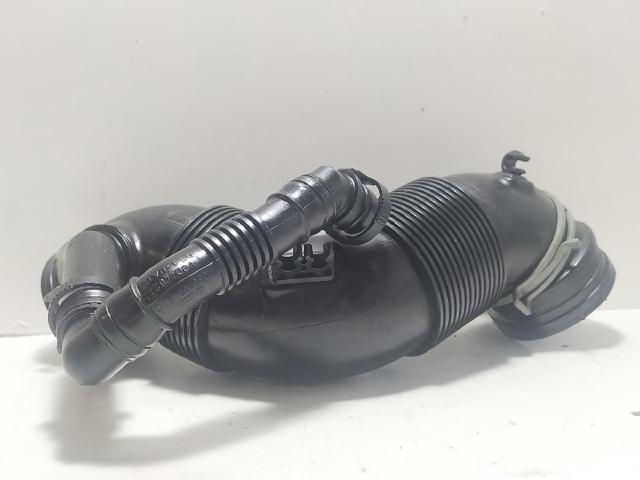 Cano derivado de ar do medidor de consumo do ar Volkswagen Passat 3C2