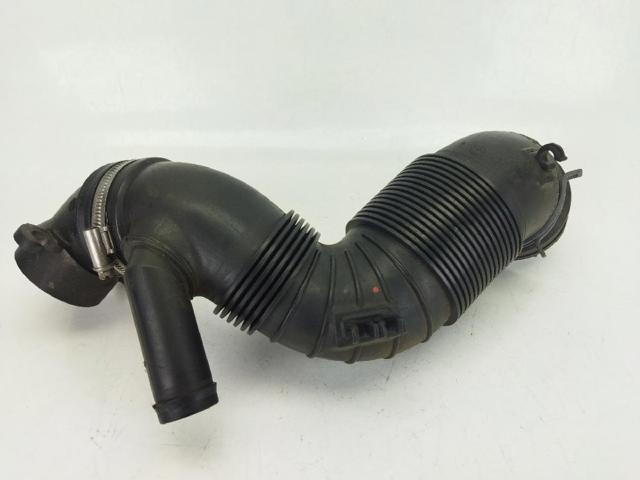 Cano derivado de ar do medidor de consumo do ar Volkswagen Passat 3C2