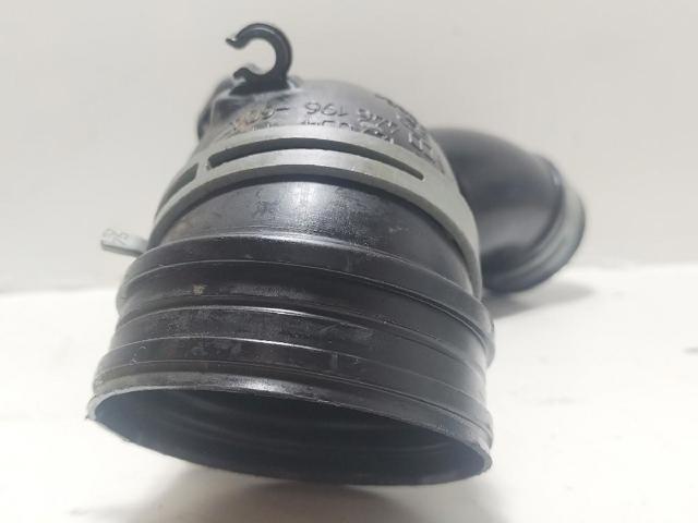 Cano derivado de ar do medidor de consumo do ar Volkswagen Passat 3C2