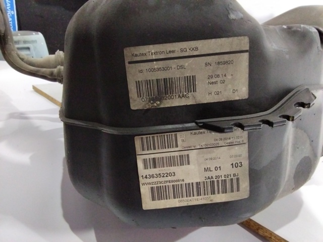 Tanque de combustível Volkswagen Passat 362