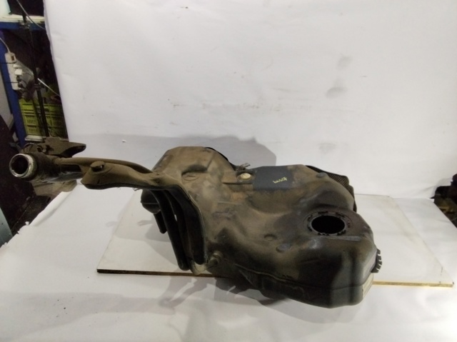 Tanque de combustível Volkswagen Passat 362