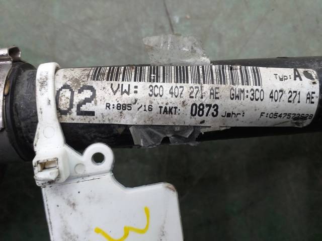 3C0407271AE Полуось (привод) передняя левая купить Павлоград