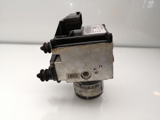 Unidade hidráulico de controlo ABS Volkswagen Passat 3C2