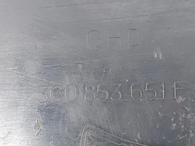 VAG 3C0853651F Решетка радиатора в наличии Харьков