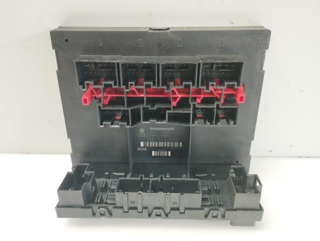 Relés / fusíveis caixa para skoda octavia ii 1.9 tdi bxe 3C0937049E