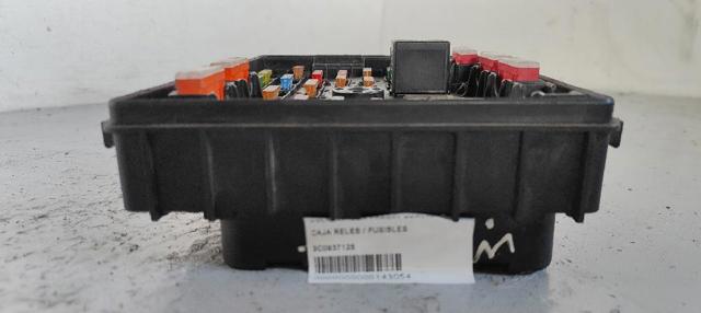 Unidade de dispositivos de segurança Volkswagen Passat 3C2