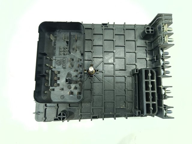 Unidade de dispositivos de segurança Volkswagen Passat 3C2