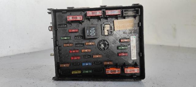 Unidade de dispositivos de segurança Volkswagen Passat 3C2