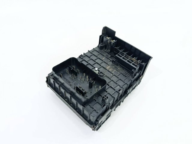 Unidade de dispositivos de segurança Volkswagen Passat 3C2