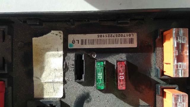 Unidade de dispositivos de segurança Volkswagen Passat 3C2