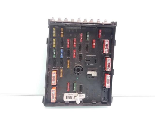 Unidade de dispositivos de segurança Volkswagen Passat 3C2