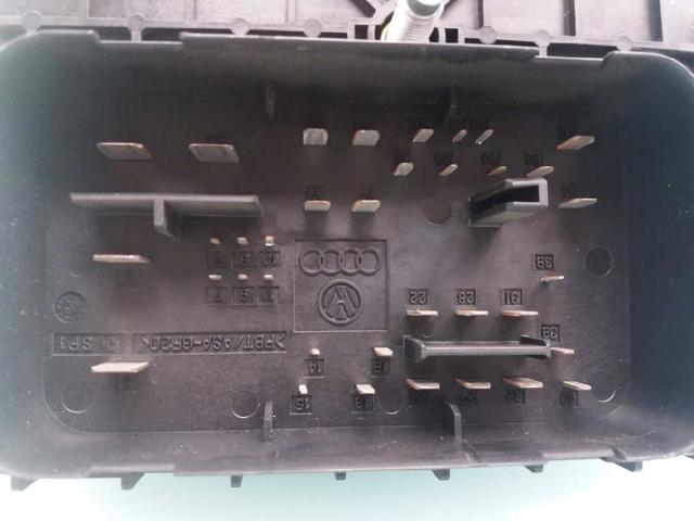 Unidade de dispositivos de segurança Volkswagen Passat 3C2