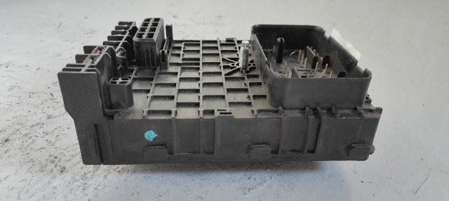 Unidade de dispositivos de segurança Volkswagen Passat 3C2