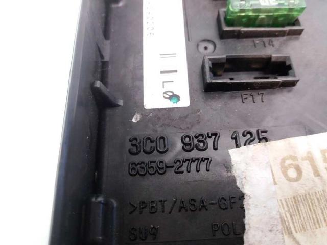 Unidade de dispositivos de segurança Volkswagen Passat 3C2