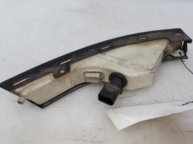 3C0953041E VAG Поворотник левый купить в Ирпень