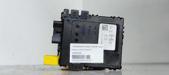 Comutador instalado na coluna da direção, montado Volkswagen Passat 3C2