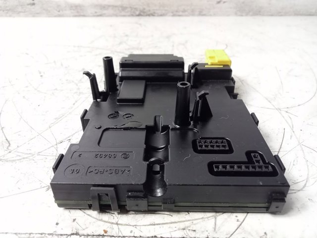 Comutador instalado na coluna da direção, montado 3C0953549L VAG