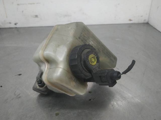 Tanque de cilindro mestre do freio (de fluido de freio) Volkswagen Tiguan 1 5N1, 5N2