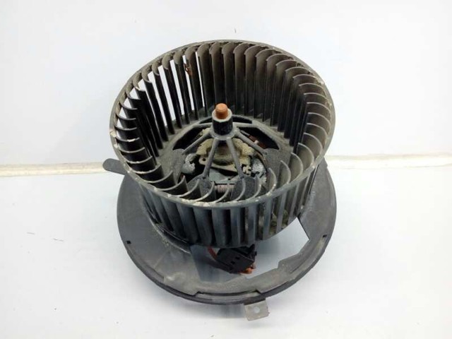 VAG 3C1820015 Вентилятор печки в наличии Павлоград