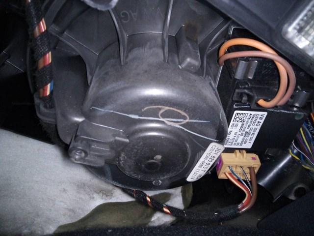 Motor de aquecimento para Volkswagen Passat 2.0 TDI 16v BKP 3C1820015T