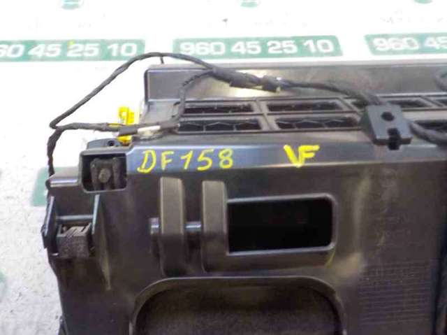 VAG 3C1857101H1QB Крышка перчаточного ящика (бардачка) в наличии Киев