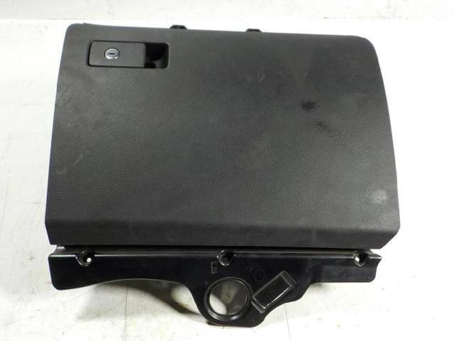 VAG 3C1857101H1QB Крышка перчаточного ящика (бардачка) в наличии Житомир