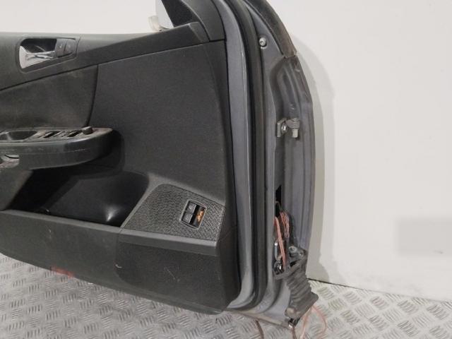 Porta dianteira esquerda Volkswagen Passat 3C2