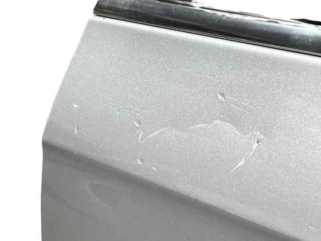 Porta dianteira esquerda Volkswagen Passat 3C2