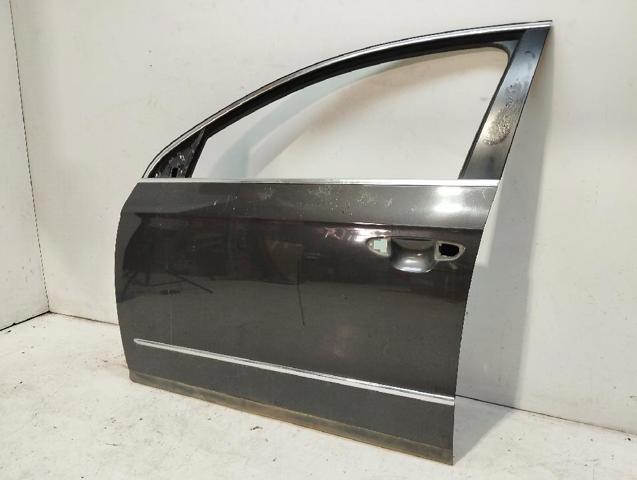Porta dianteira esquerda Volkswagen Passat 3C2